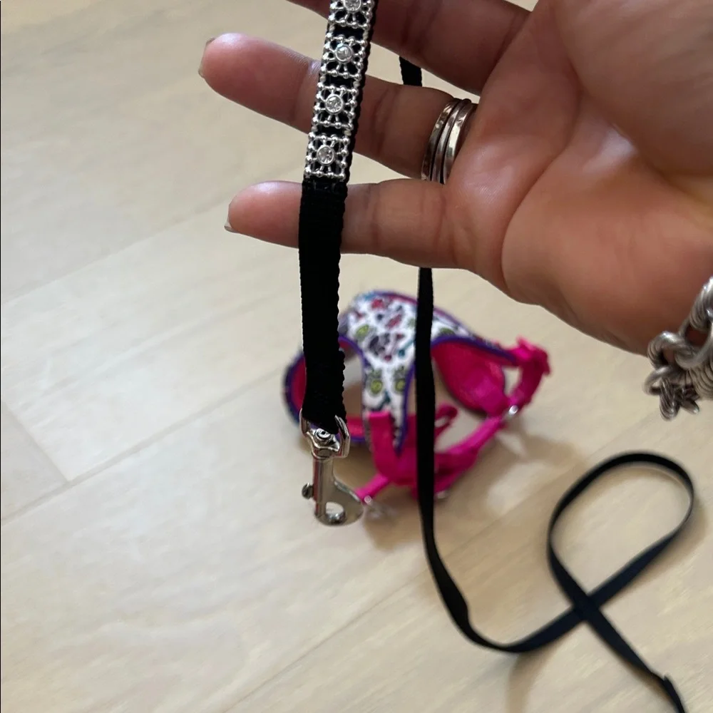 Dog leash and harness bundle -2leashes 3harness